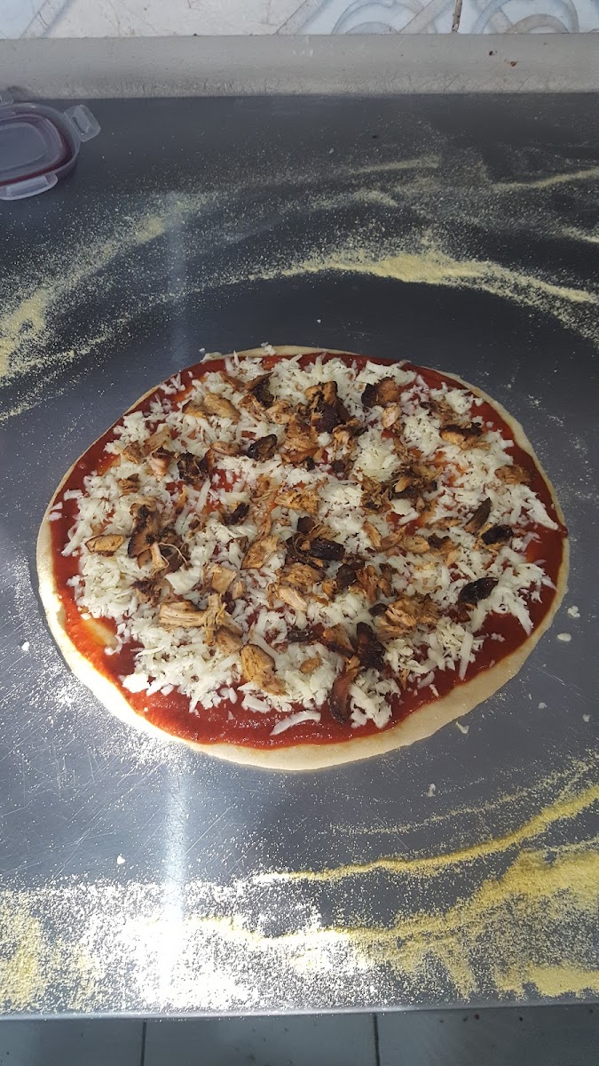 Delly's Brick Oven Pizza Restaurant-10